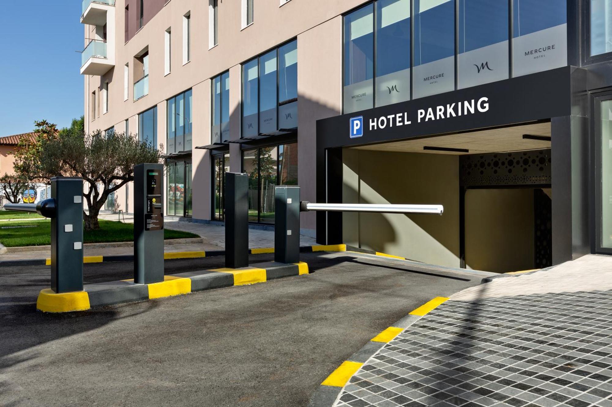 Mercure Tirana Exteriér fotografie